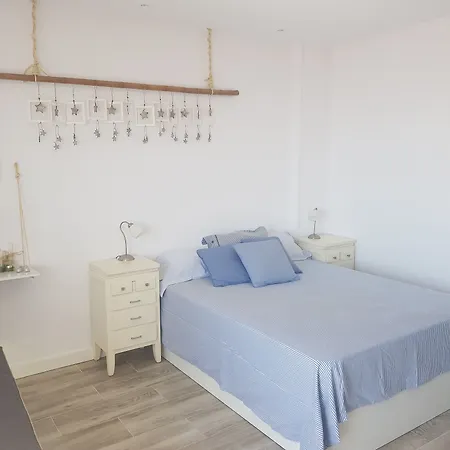 Redis Riscal 314 Apartment *